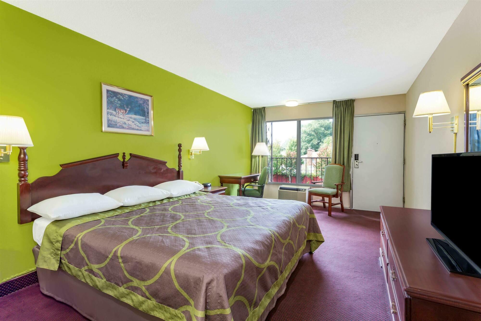 ซูเปอร์ 8 บาย วินด์แฮม แอชแลนด์/ริชมอนด์ Hotel ภายนอก รูปภาพ