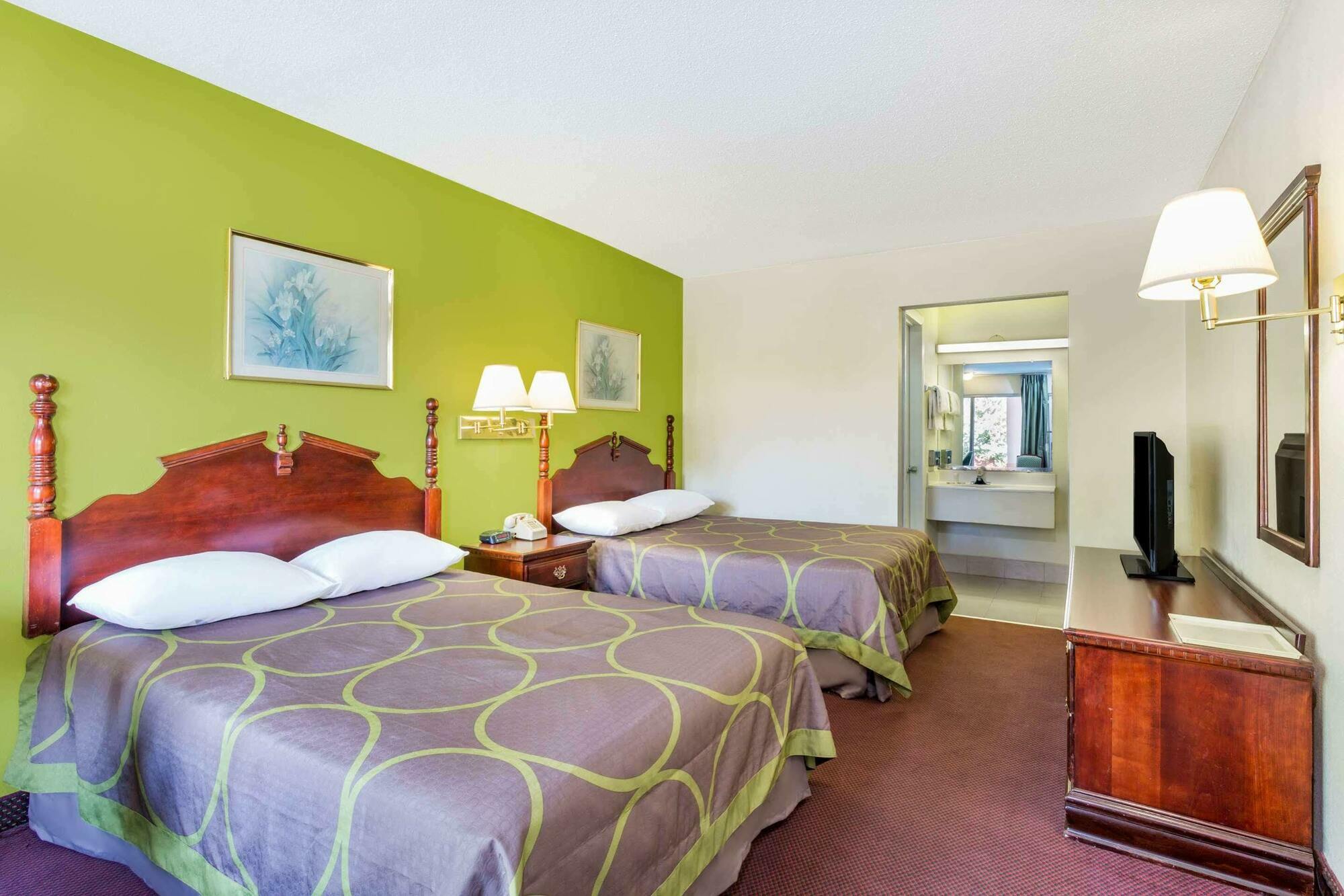 ซูเปอร์ 8 บาย วินด์แฮม แอชแลนด์/ริชมอนด์ Hotel ภายนอก รูปภาพ